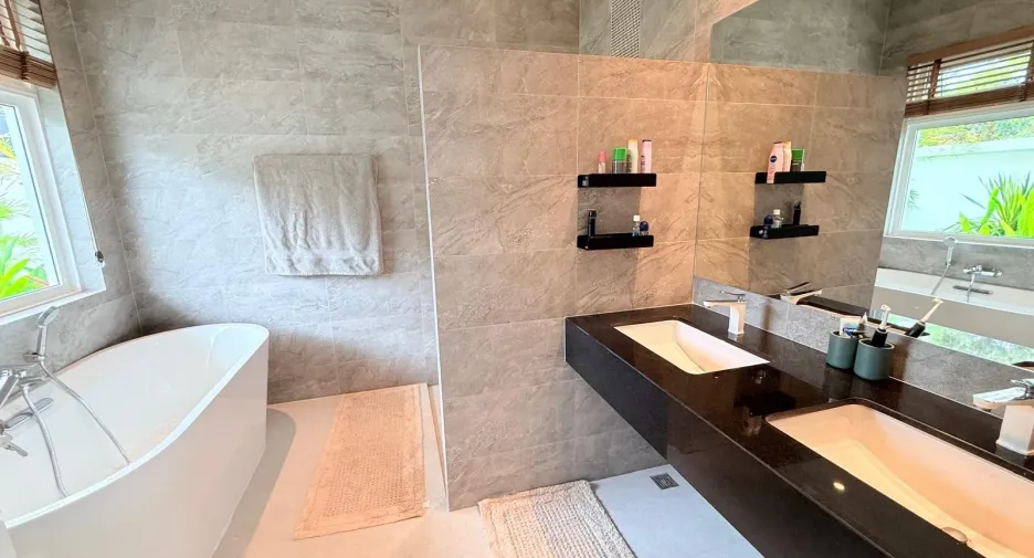 For sale 3 bedrooms villa in Hua Hin, Prachuap Khiri Khan