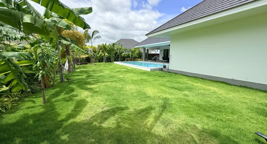 For sale 3 bedrooms villa in Hua Hin, Prachuap Khiri Khan