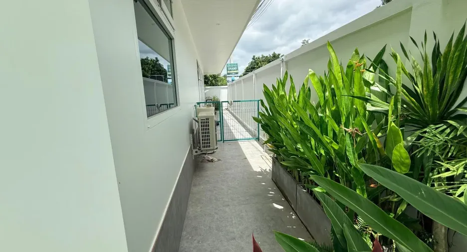For sale 3 bedrooms villa in Hua Hin, Prachuap Khiri Khan