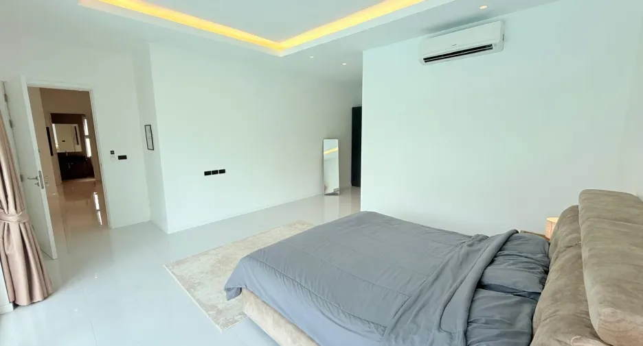 For sale 3 bedrooms villa in Hua Hin, Prachuap Khiri Khan