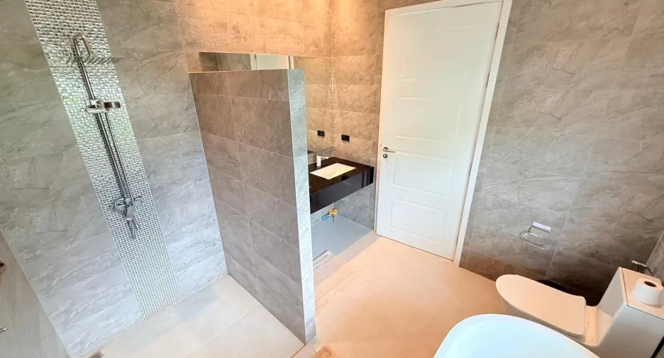 For sale 3 bedrooms villa in Hua Hin, Prachuap Khiri Khan