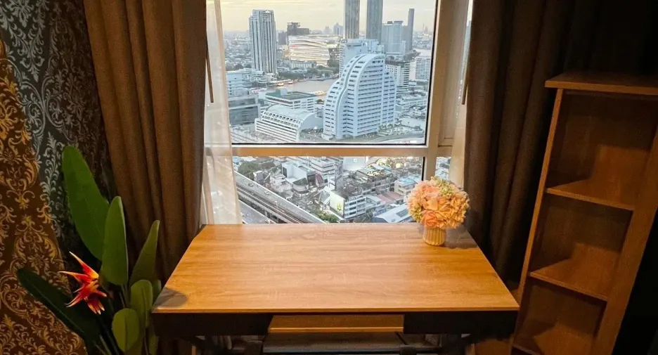Condo en alquiler de 1 habitaciones en Sathon, Bangkok