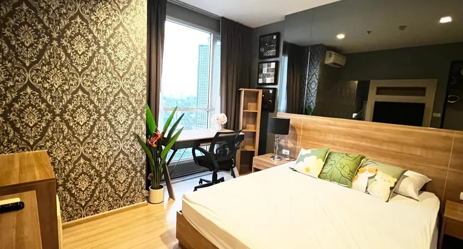 Condo en alquiler de 1 habitaciones en Sathon, Bangkok