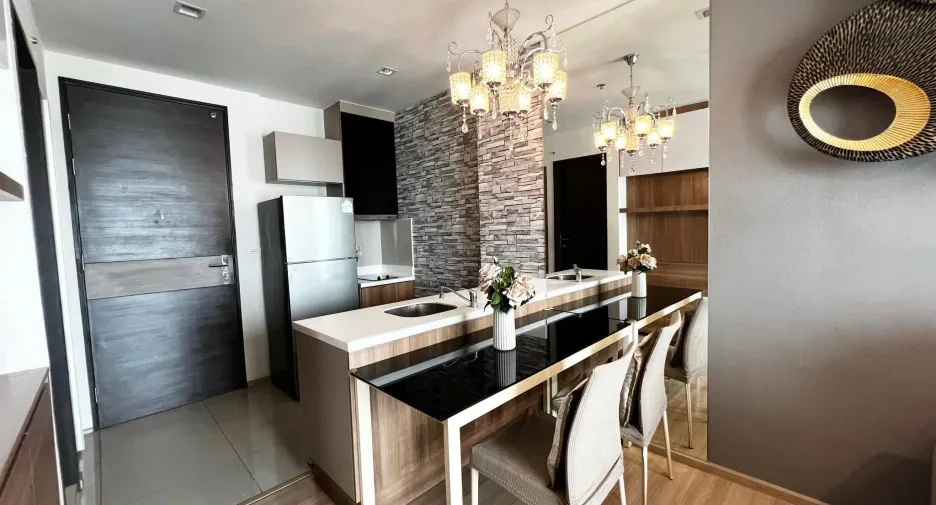 Condo en alquiler de 1 habitaciones en Sathon, Bangkok