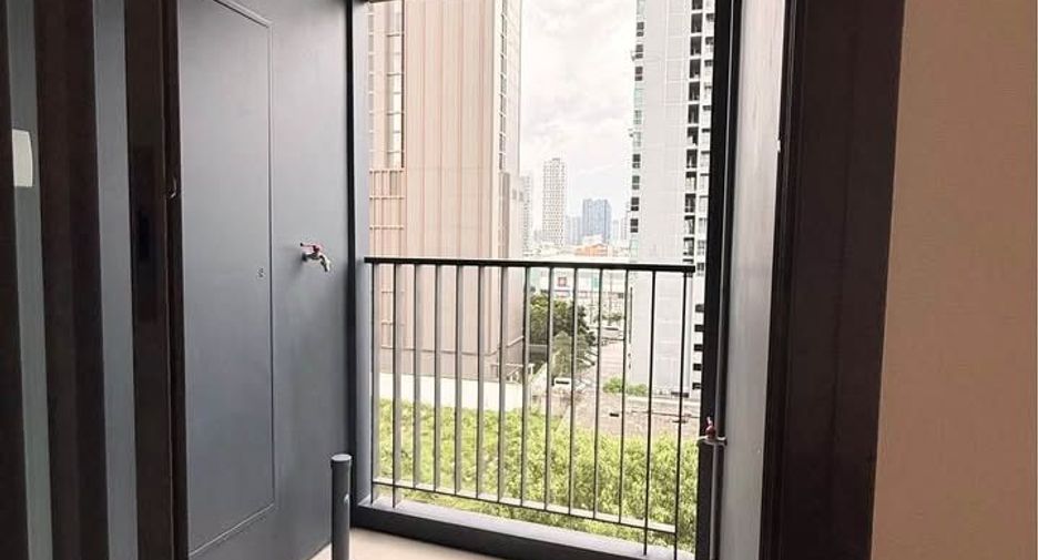 For rent 1 bed condo in Phra Khanong, Bangkok