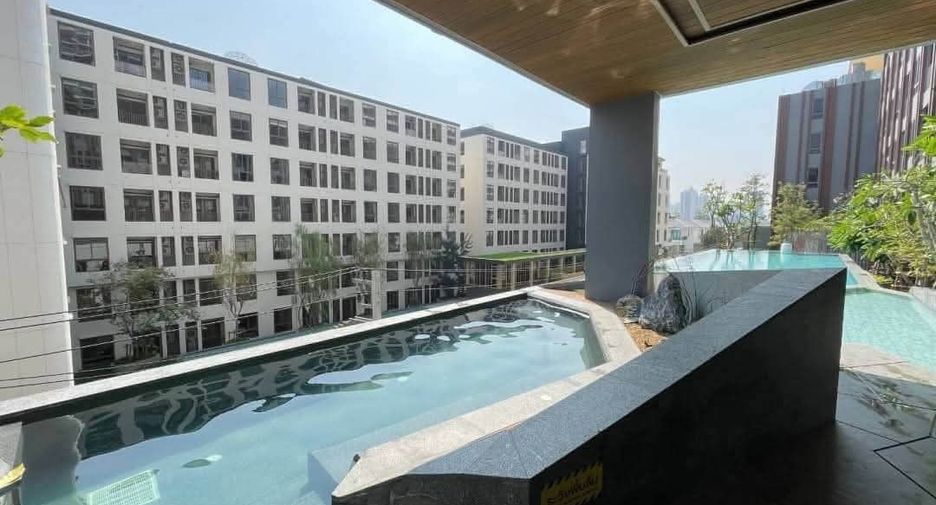 Condo en alquiler de 1 habitaciones en Watthana, Bangkok