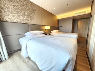 For rent 3 bedrooms condo in Watthana, Bangkok