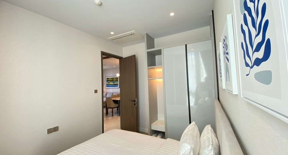 For rent 3 bedrooms condo in Sathon, Bangkok