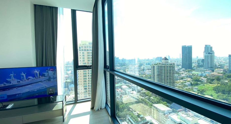 For rent 3 bedrooms condo in Sathon, Bangkok