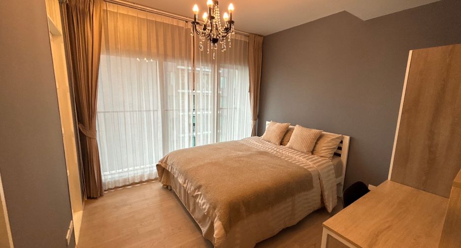 For rent 2 bedrooms condo in Khlong Toei, Bangkok