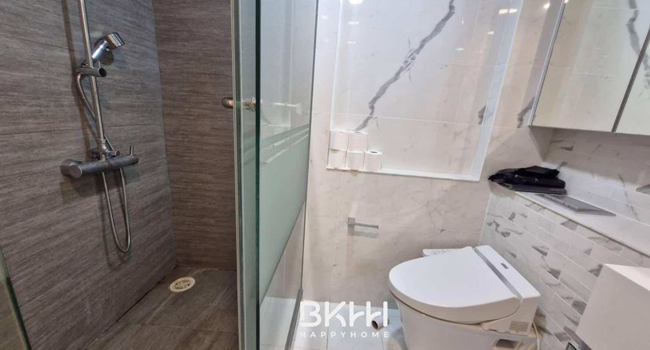 Condo en alquiler de 2 habitaciones en Watthana, Bangkok