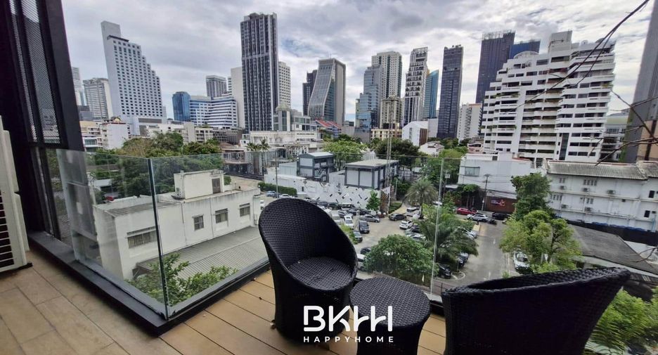 À louer 2 chambres condo à Watthana, Bangkok