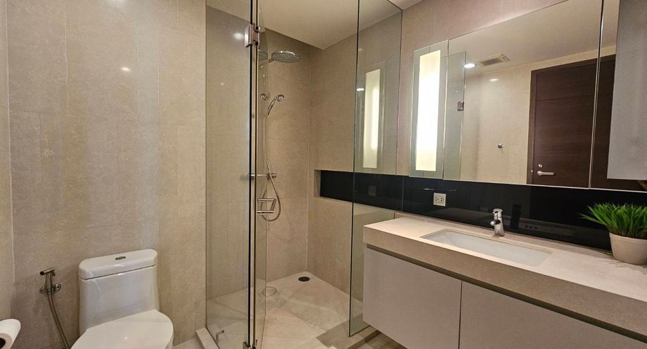 For rent 2 bedrooms condo in Watthana, Bangkok
