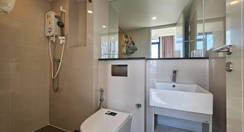 For rent 1 bed condo in Sathon, Bangkok