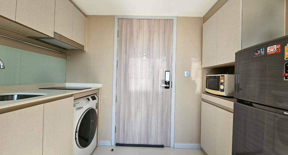 For rent 1 bed condo in Sathon, Bangkok