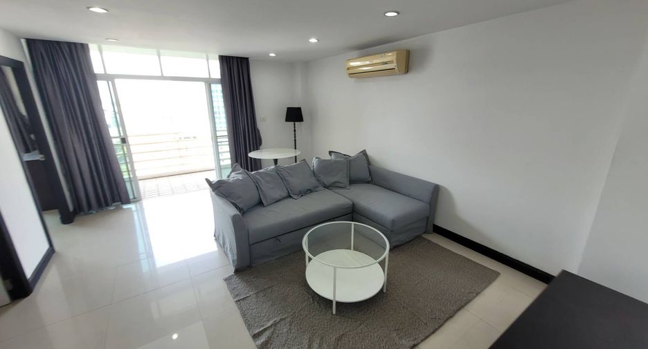 À louer 2 chambres condo à Phra Khanong, Bangkok