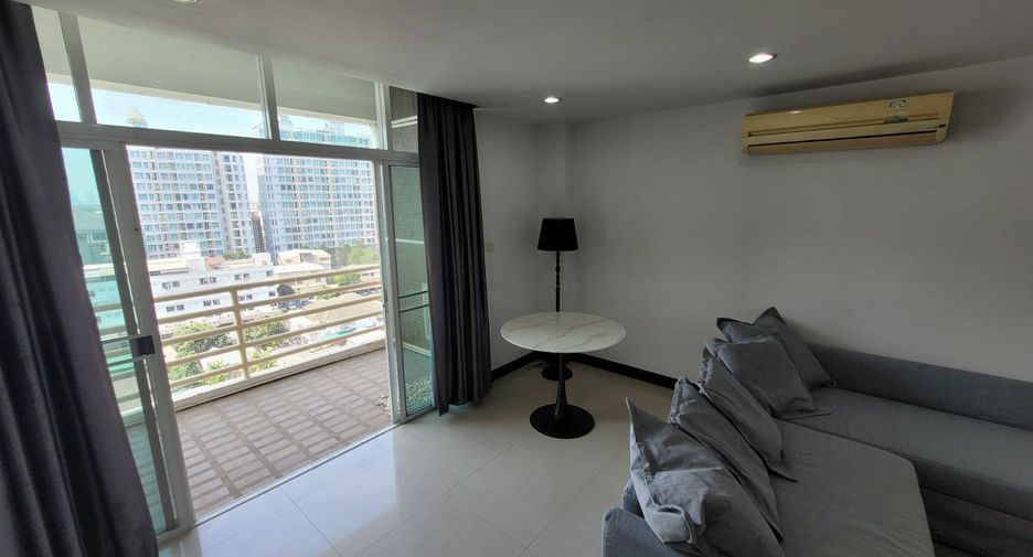 À louer 2 chambres condo à Phra Khanong, Bangkok