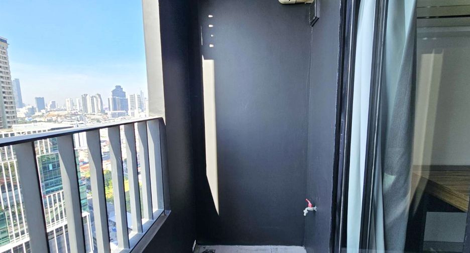 For rent and for sale 1 bed condo in Sathon, Bangkok