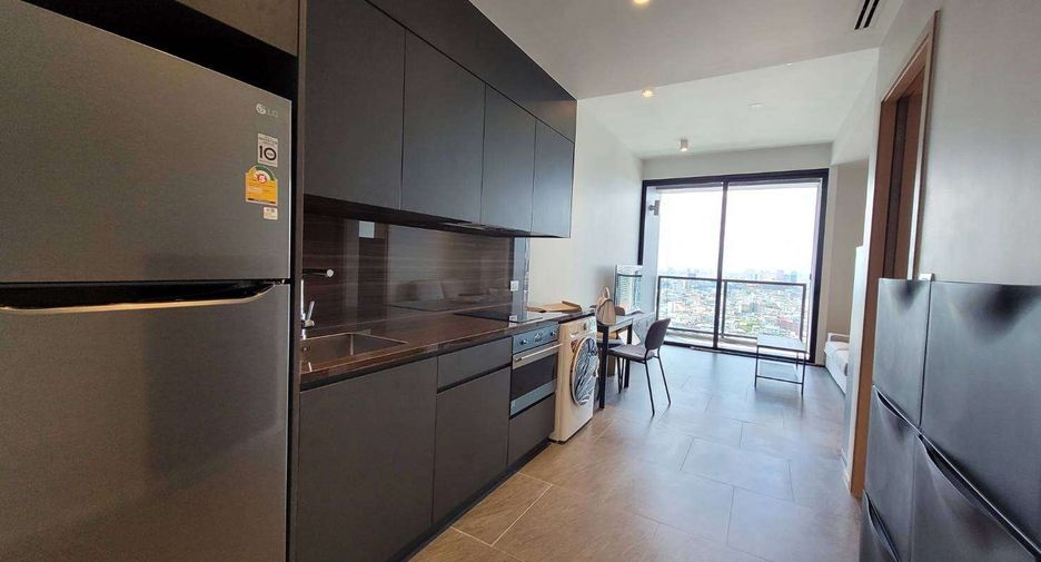 For rent 1 bed condo in Sathon, Bangkok