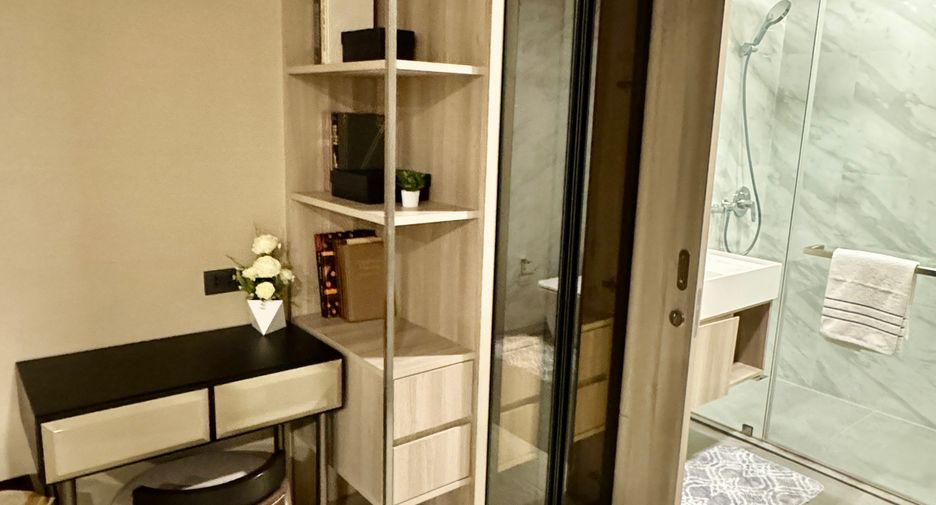 For rent 1 bed condo in Watthana, Bangkok
