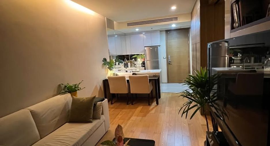 For rent 1 bed condo in Sathon, Bangkok