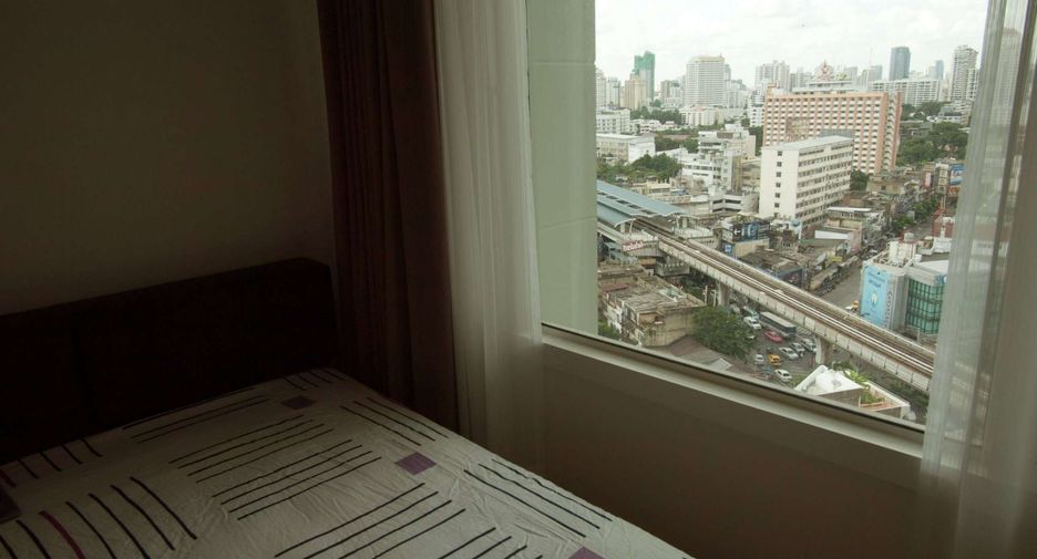 For rent 1 bed condo in Khlong Toei, Bangkok