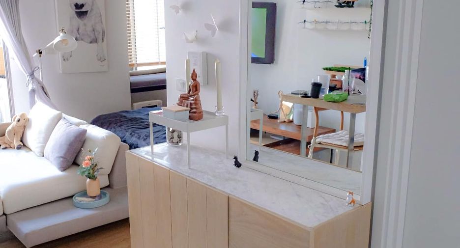 For rent 1 bed condo in Sathon, Bangkok