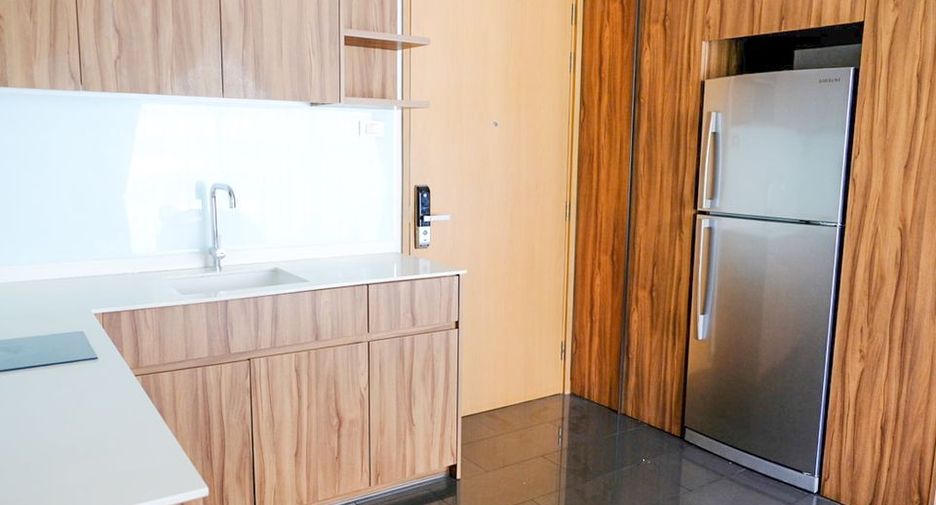 For rent 1 bed condo in Watthana, Bangkok