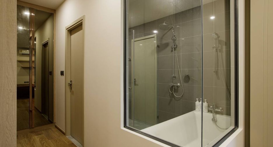 For rent and for sale 1 bed condo in Pathum Wan, Bangkok