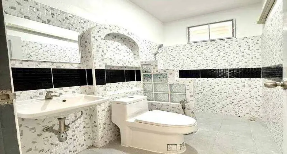 For sale 3 bedrooms house in Bang Saray, Pattaya
