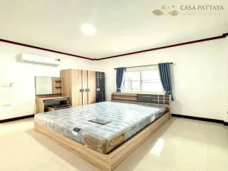 À vendre 3 chambres maison à Bang Saray, Pattaya