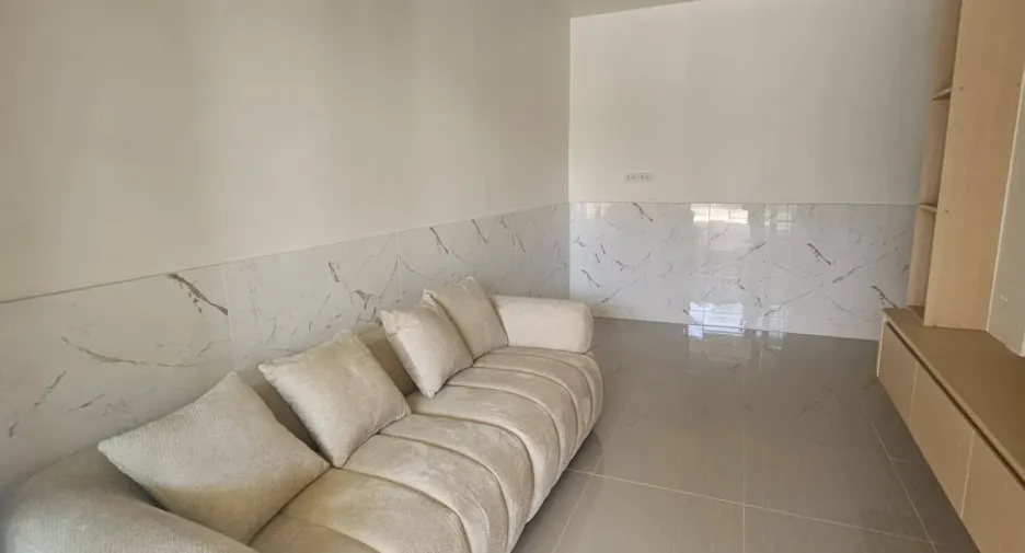 For sale 2 bedrooms townhouse in Bang Lamung, Chonburi