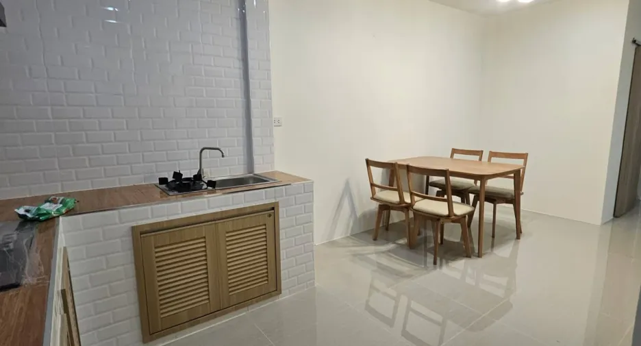 For sale 2 bedrooms townhouse in Bang Lamung, Chonburi