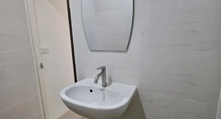 For sale 2 bedrooms townhouse in Bang Lamung, Chonburi