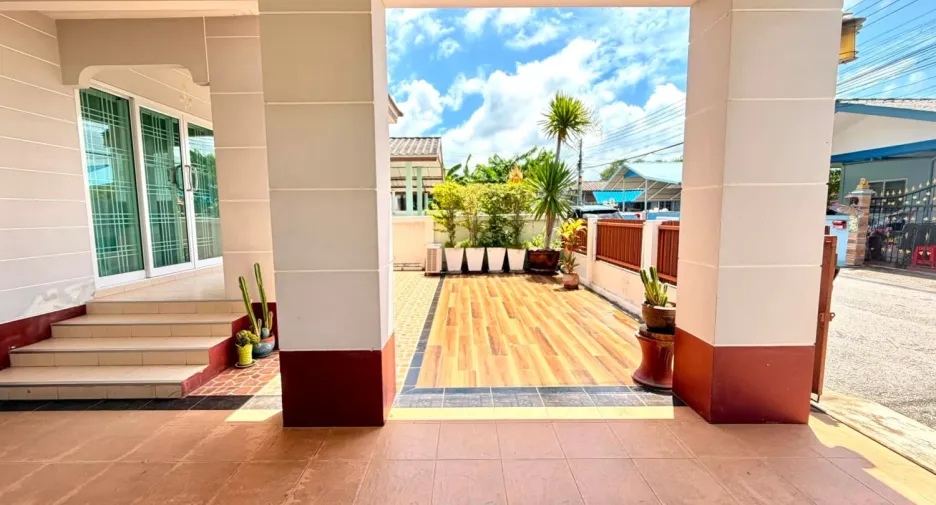 For sale 3 bedrooms house in Bang Saray, Pattaya