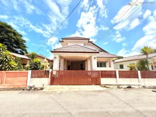 À vendre 3 chambres maison à Bang Saray, Pattaya