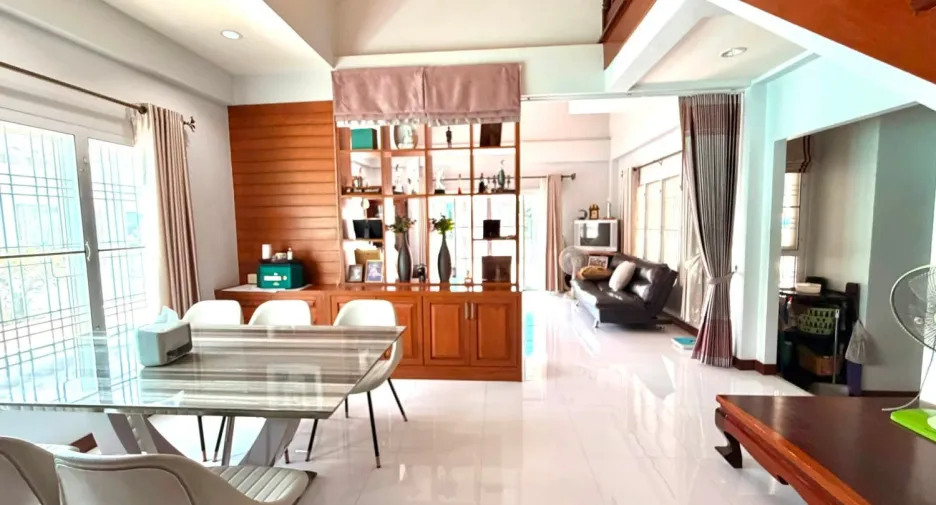 For sale 3 bedrooms house in Bang Saray, Pattaya