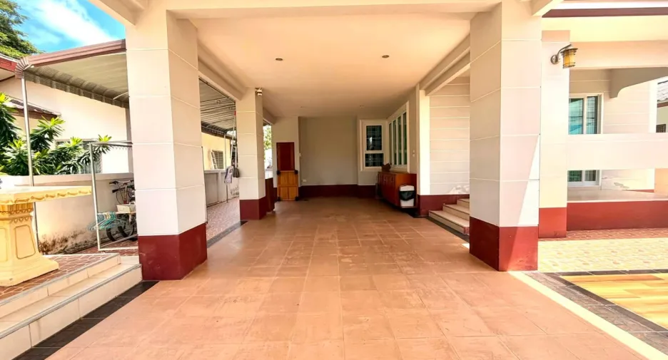 For sale 3 bedrooms house in Bang Saray, Pattaya