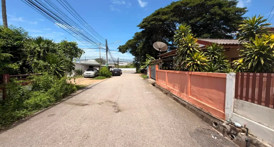 For sale 3 bedrooms house in Bang Saray, Pattaya