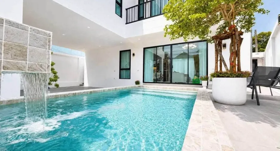 For sale 3 bedrooms villa in Jomtien, Pattaya
