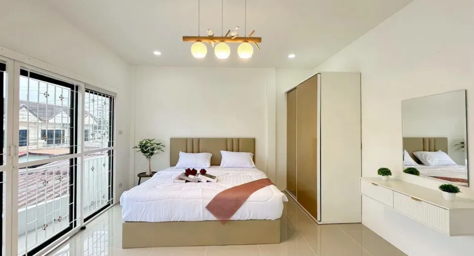 For sale 2 bedrooms townhouse in Jomtien, Pattaya