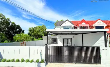 For sale 3 bedrooms townhouse in Bang Lamung, Chonburi