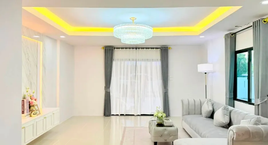 For sale 3 bedrooms townhouse in Bang Lamung, Chonburi