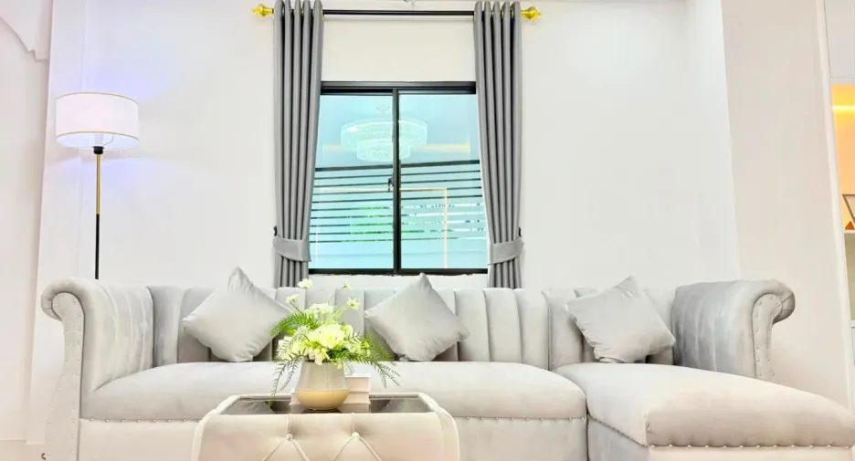 For sale 3 bedrooms townhouse in Bang Lamung, Chonburi