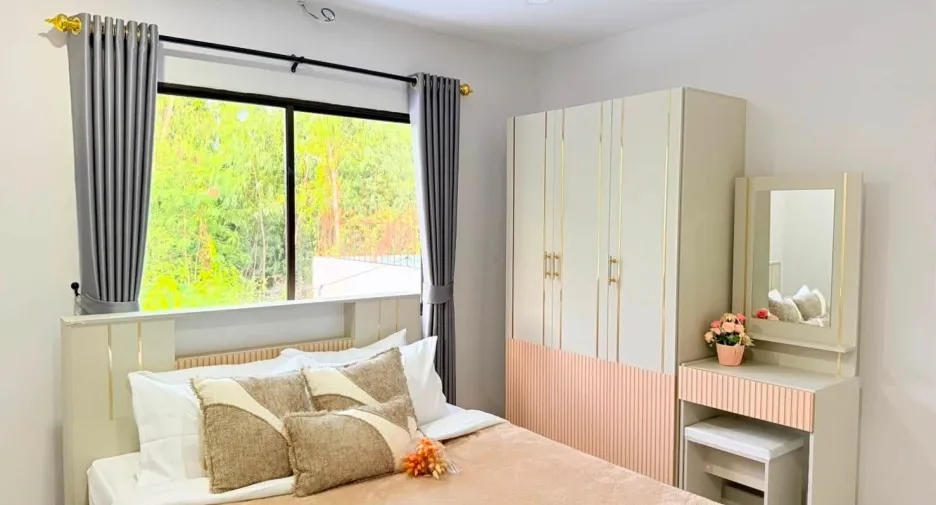 For sale 3 bedrooms townhouse in Bang Lamung, Chonburi