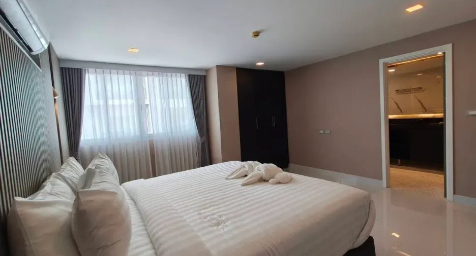 For rent 2 bedrooms condo in Bang Lamung, Chonburi