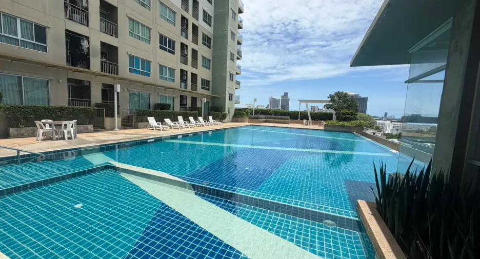 For rent 1 bed condo in Bang Lamung, Chonburi