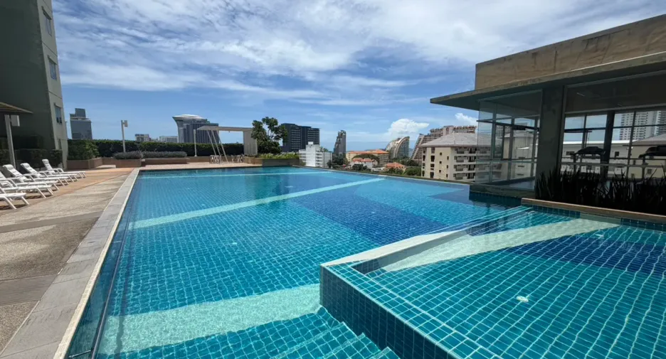 For rent 1 bed condo in Bang Lamung, Chonburi