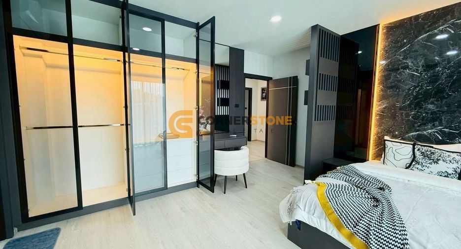 For rent 5 bedrooms house in Jomtien, Pattaya