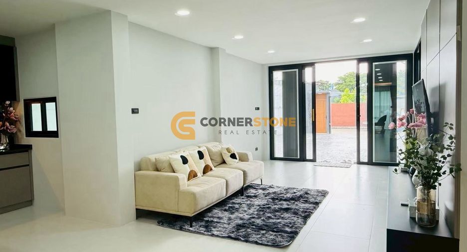 For rent 5 bedrooms house in Jomtien, Pattaya